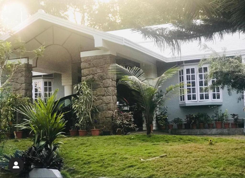The Mallika Holidays Mananthavady Exterior photo